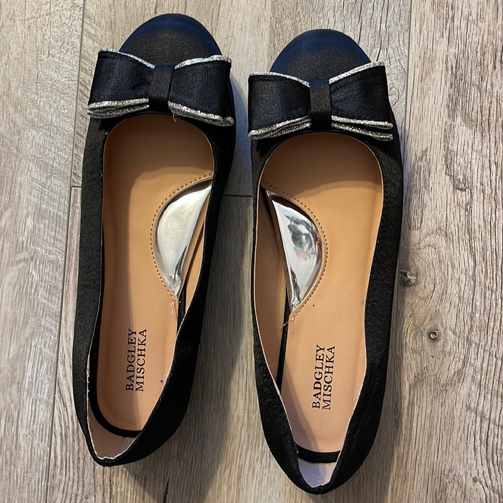 Badgley Mischka flat  shoe for girls